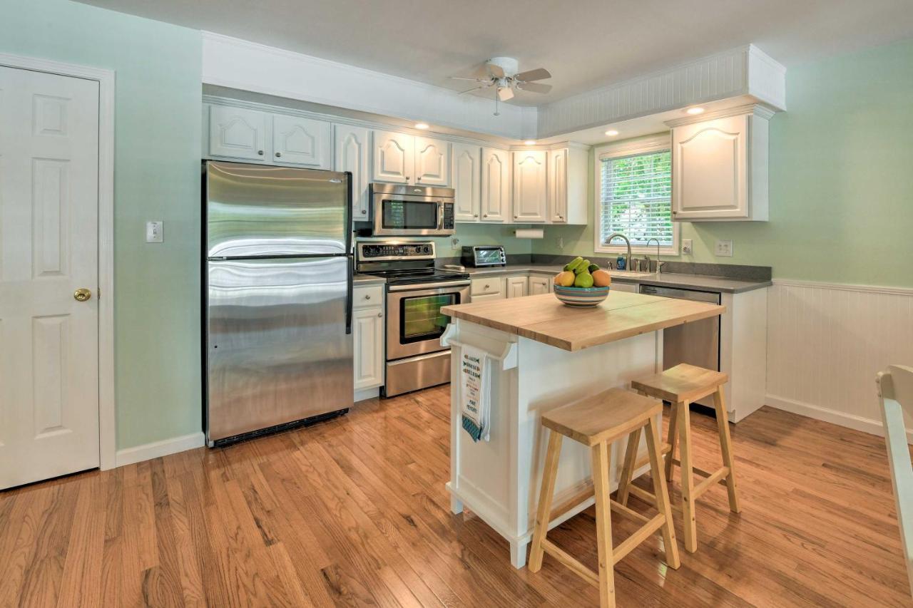 Lake Norman Retreat With Dock About 1 Mi To Marina! Mooresville Exteriör bild